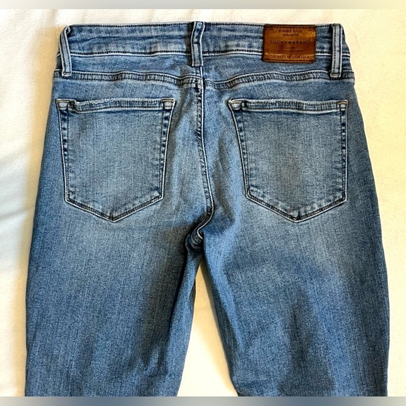Lucky Brand Lolita Super Skinny Light Blue Slightly Distressed Jeans Size 6 - Picture 15 of 16